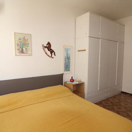 Alghero, Casa Di Roberto Luaran gambar