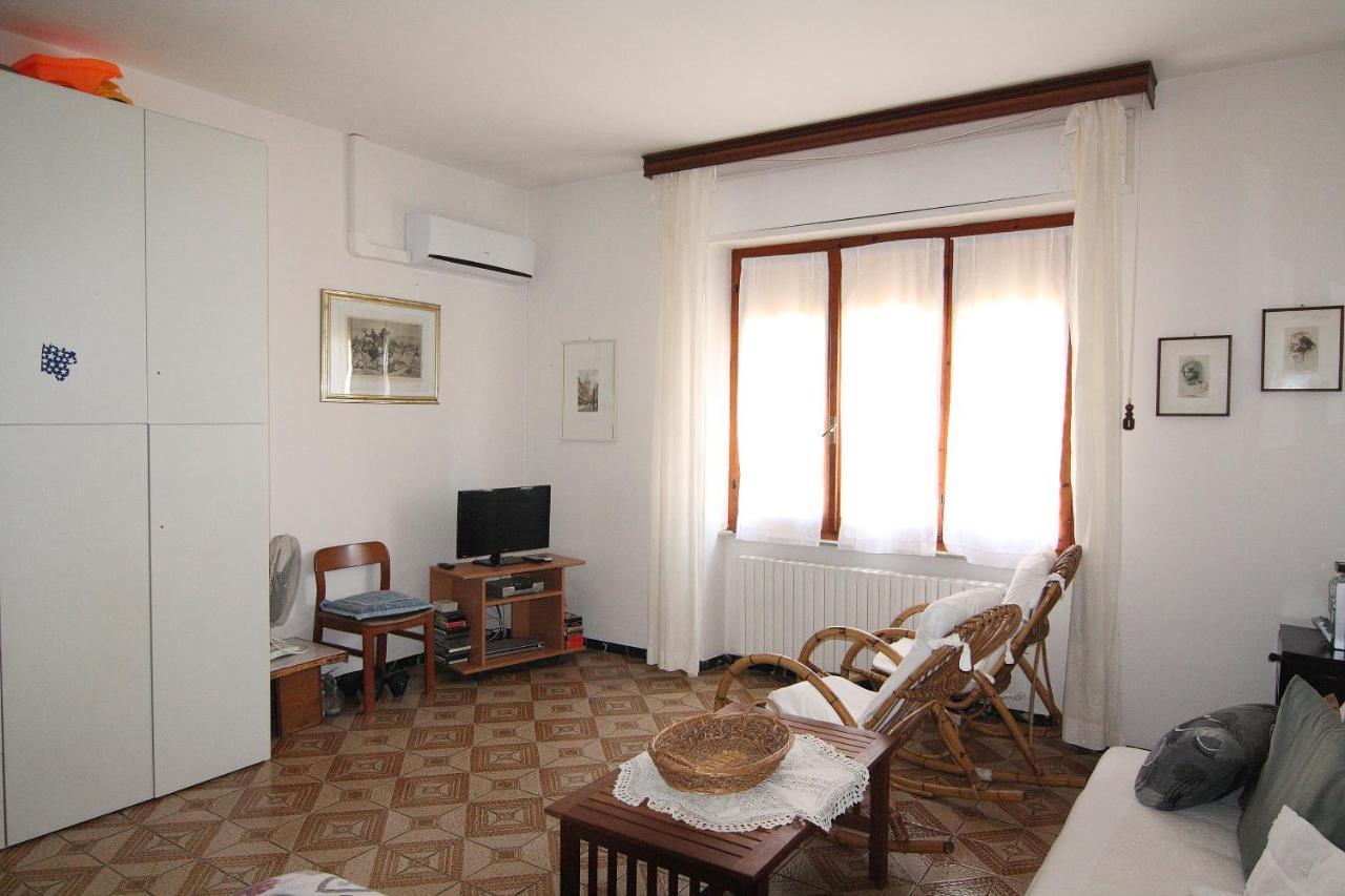 Alghero, Casa Di Roberto Luaran gambar