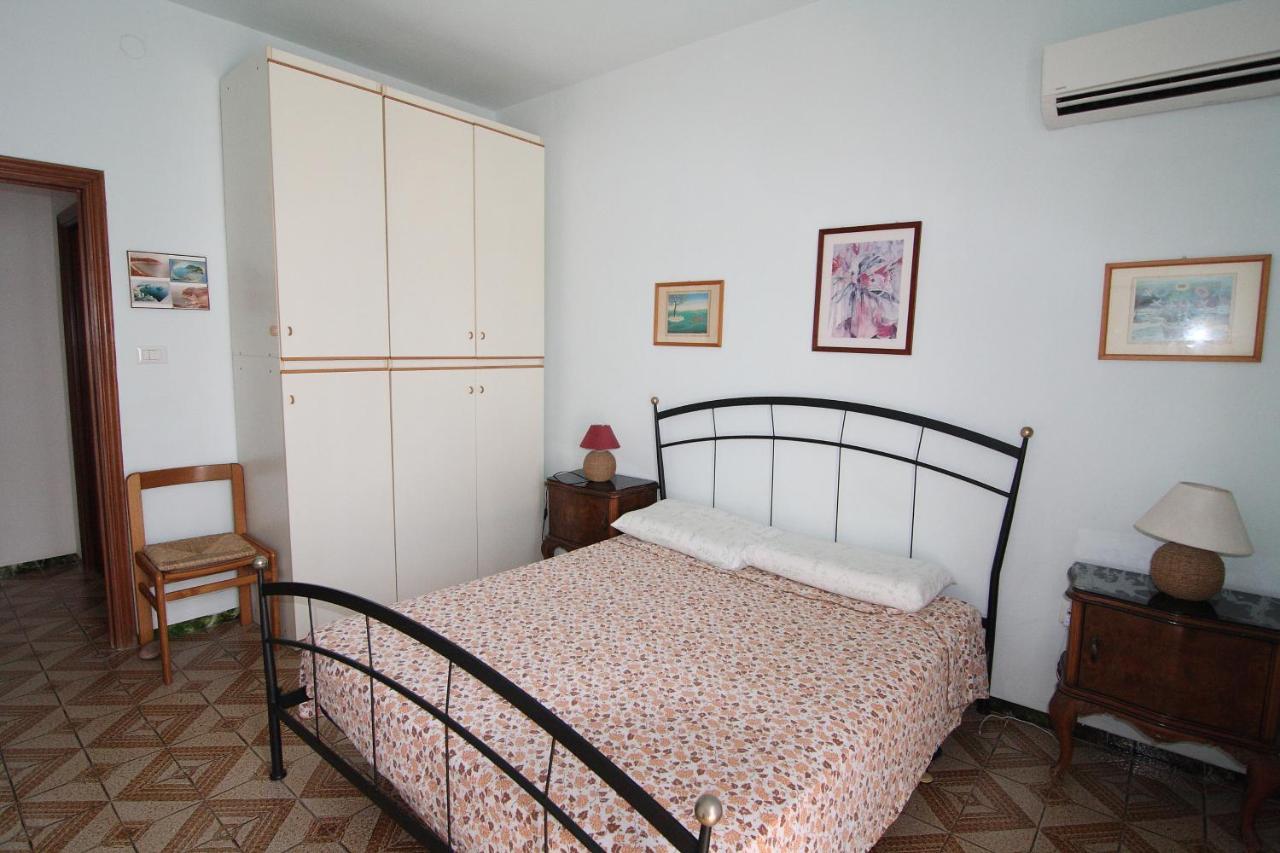 Alghero, Casa Di Roberto Luaran gambar