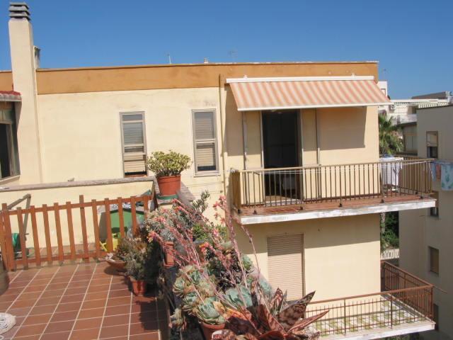 Alghero, Casa Di Roberto Luaran gambar